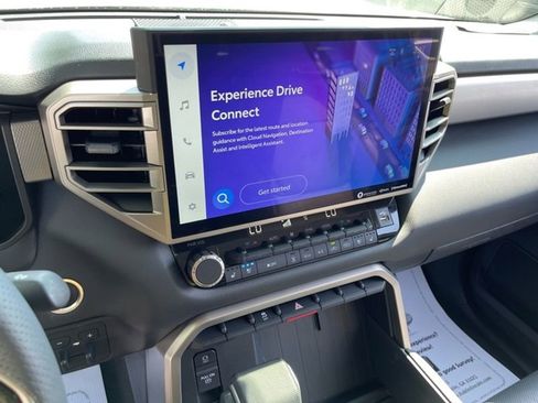 Used 2024 Toyota Tundra Limited image 23