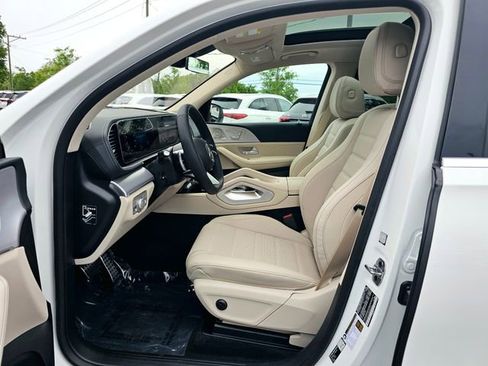 New 2026 Mercedes-Benz GLS 450 4MATIC image 16