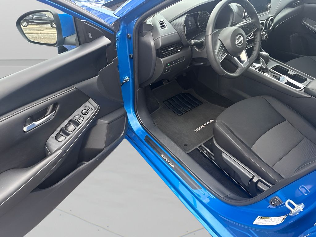 Used 2025 Nissan Sentra SV w/ All-Weather Package FWD image 19
