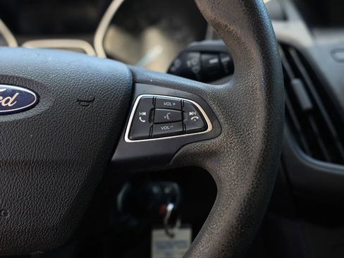 Used 2016 Ford Focus SE FWD image 26