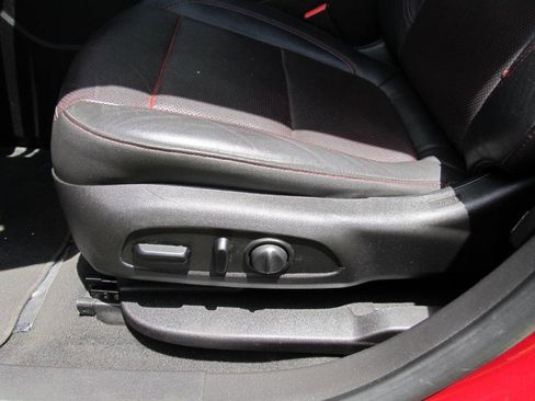 Used 2019 Chevrolet Blazer RS image 23