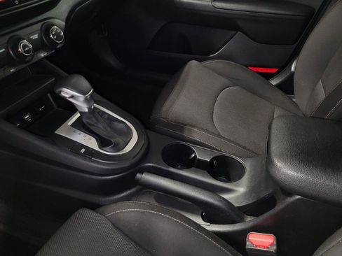 Used 2022 Kia Forte Sedan FWD image 26