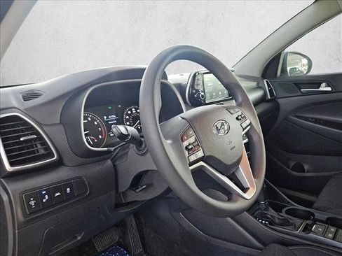 Used 2021 Hyundai Tucson SEL FWD image 9