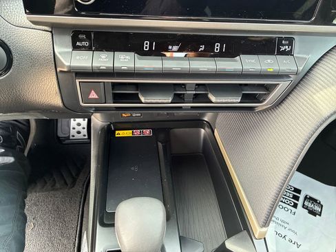 New 2026 Toyota Camry SE image 24