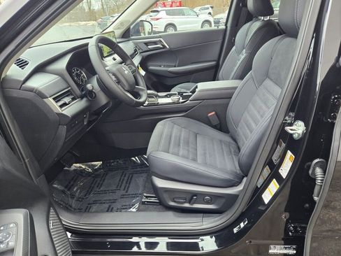 New 2026 Mitsubishi Outlander SE FWD image 14