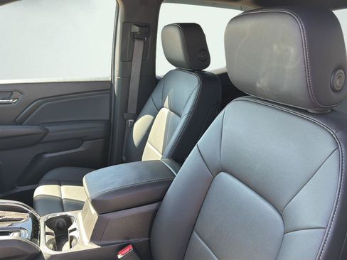 Used 2025 GMC Canyon Elevation w/ Convenience Package AWD/4WD image 26