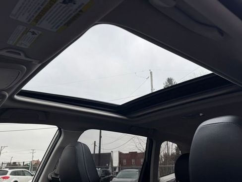 Used 2019 Subaru Forester Touring image 29