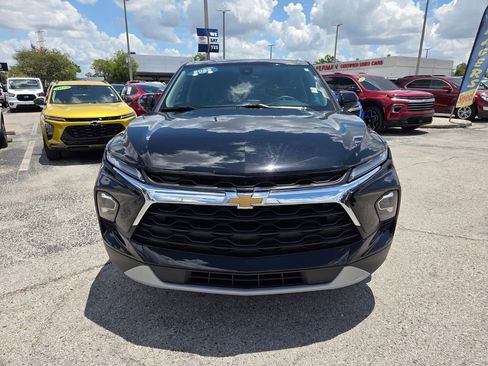 Used 2025 Chevrolet Blazer LT AWD/4WD image 19