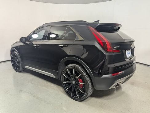 Used 2021 Cadillac XT4 Premium Luxury FWD image 6