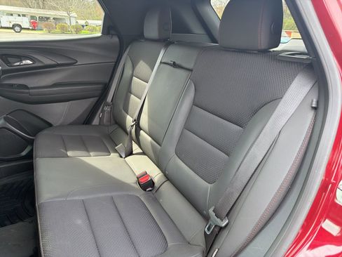 Used 2023 Chevrolet TrailBlazer RS image 25