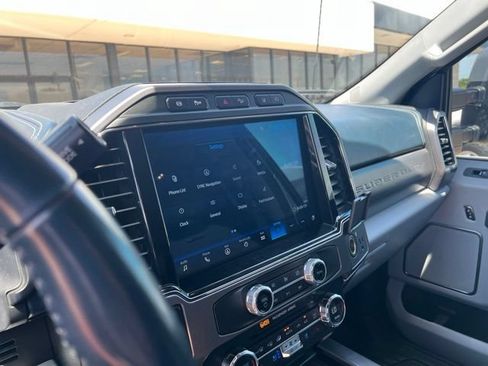 Used 2022 Ford F350 Limited w/ FX4 Off-Road Package AWD/4WD image 6