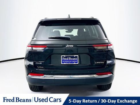 Used 2023 Jeep Grand Cherokee Limited AWD/4WD image 8