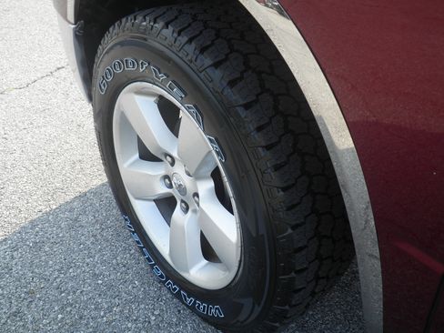 Used 2021 RAM 1500 Tradesman w/ Tradesman SXT Package image 14