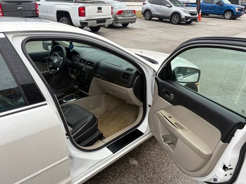 Used 2009 Mercury Milan Premier image 33