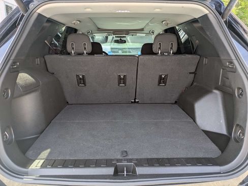 Used 2019 Chevrolet Equinox LT w/ Sun & Navigation Package FWD image 7