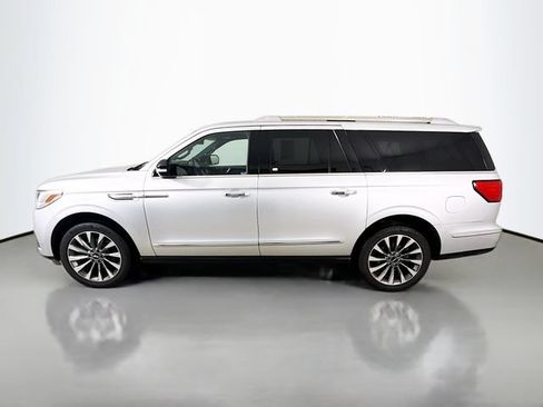Used 2018 Lincoln Navigator L Select RWD image 4