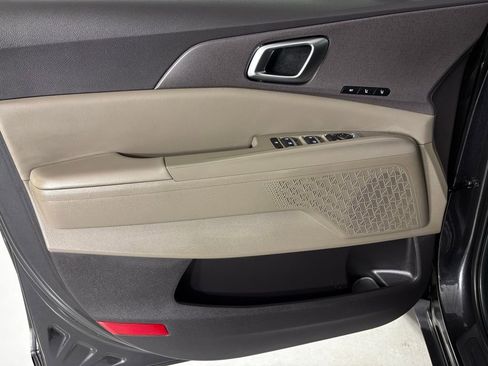 New 2026 Kia Carnival EX FWD image 14