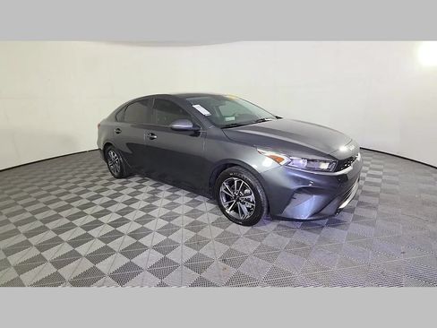 Used 2024 Kia Forte LXS FWD image 34