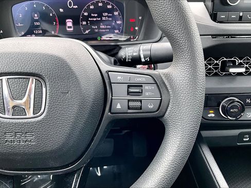 Used 2023 Honda Accord EX image 23