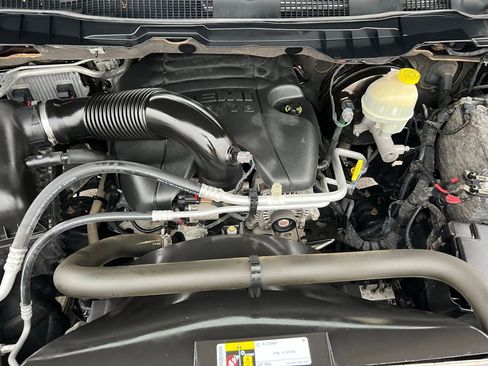 Used 2015 RAM 1500 Express image 38