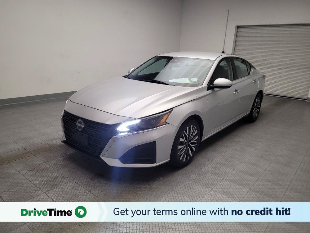 Used 2023 Nissan Altima 2.5 SV FWD image 1