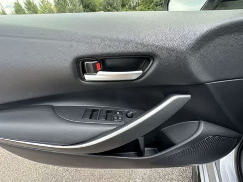 Used 2021 Toyota Corolla SE w/ Carpet Mat Package (TMS) FWD image 16