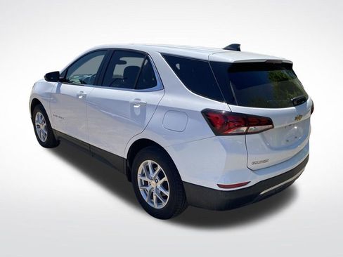Used 2024 Chevrolet Equinox LT w/ LPO, Floor Liner Package AWD/4WD image 5