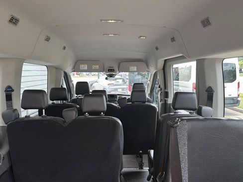 Used 2023 Ford Transit 350 XL RWD image 4