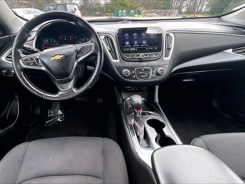 Certified 2021 Chevrolet Malibu RS image 8