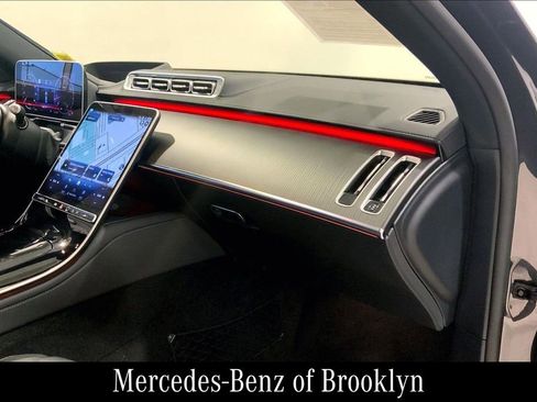 Used 2023 Mercedes-Benz S 580 4MATIC Sedan image 21