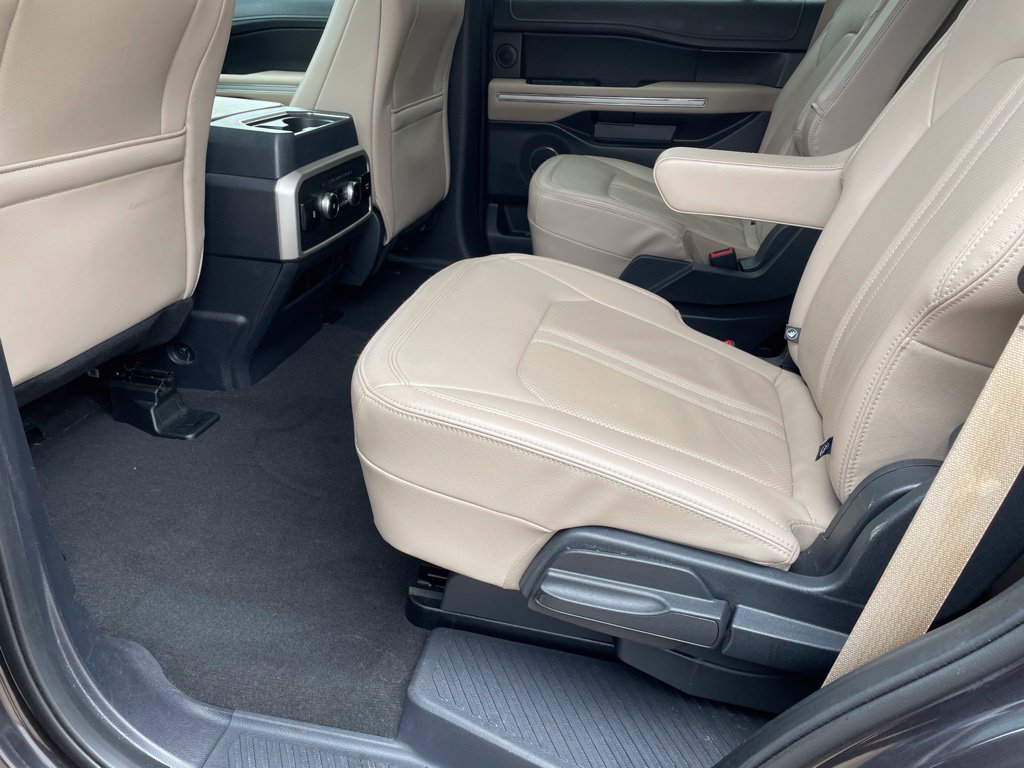 Used 2024 Ford Expedition Limited RWD image 20