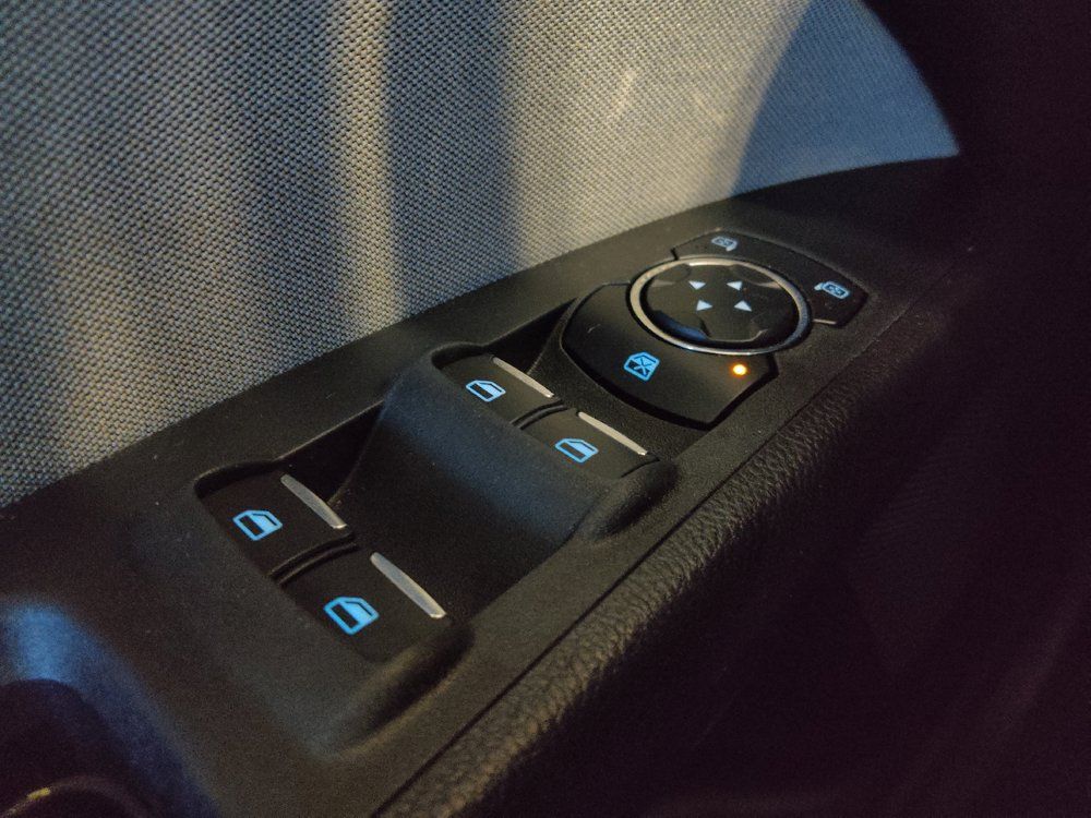 Used 2019 Ford Fusion S FWD image 27