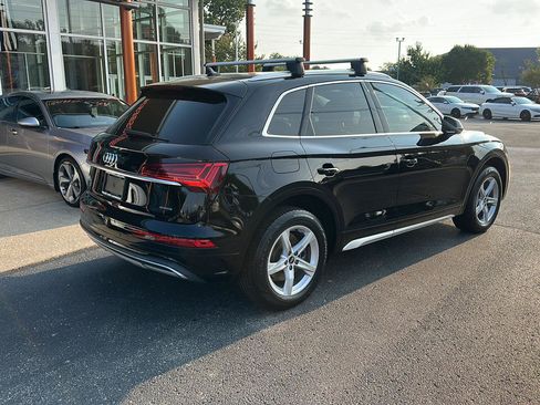 Used 2021 Audi Q5 2.0T Premium w/ Convenience Package AWD/4WD image 3