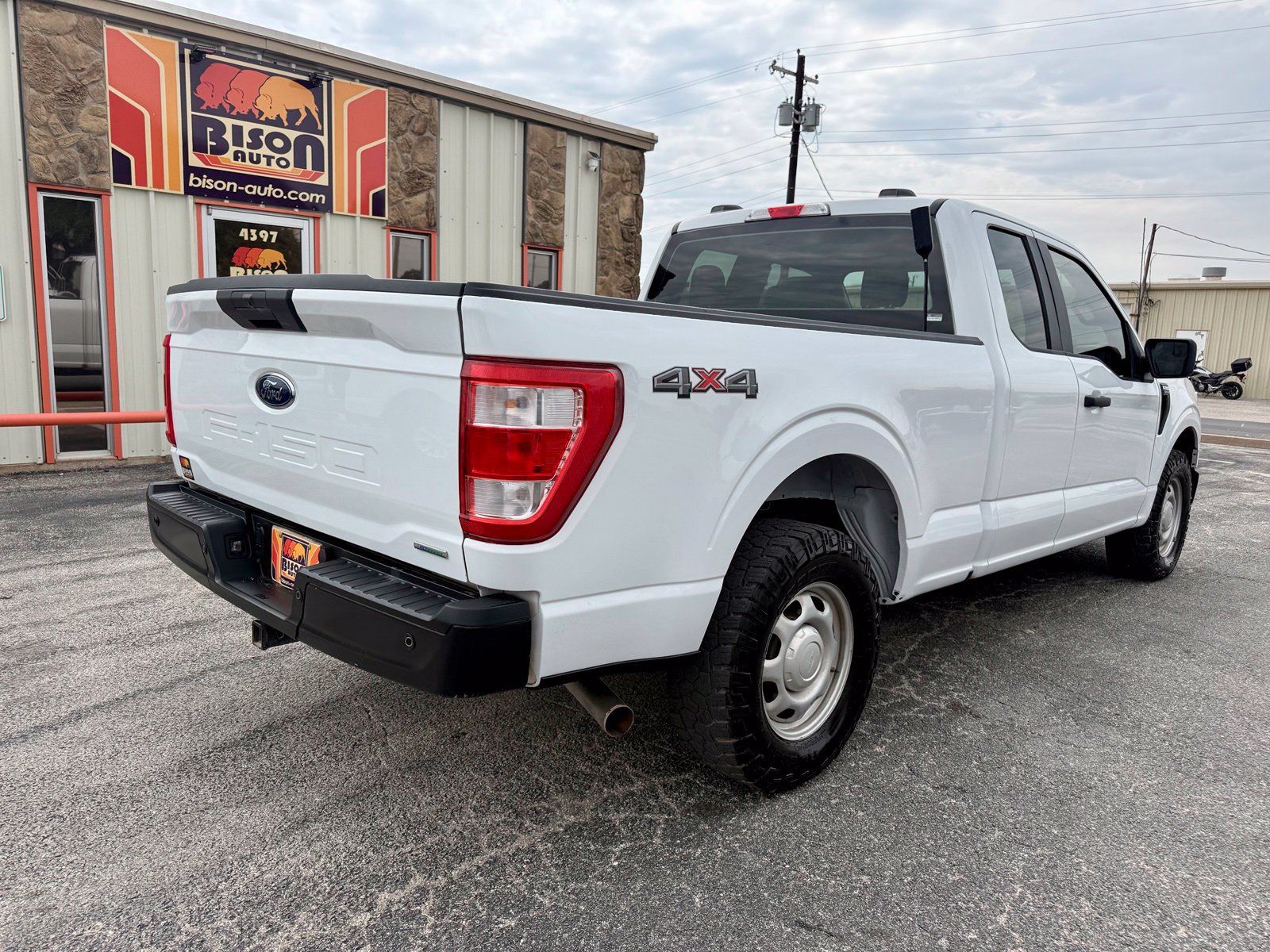 Used 2022 Ford F150 XL w/ Equipment Group 101A High AWD/4WD image 3