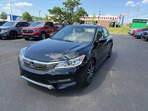 Used 2017 Honda Accord Sport Special Edition image 15