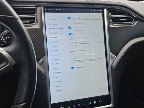 Used 2013 Tesla Model S Performance image 36