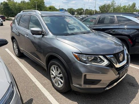 Used 2018 Nissan Rogue SV w/ Premium Package AWD/4WD image 9