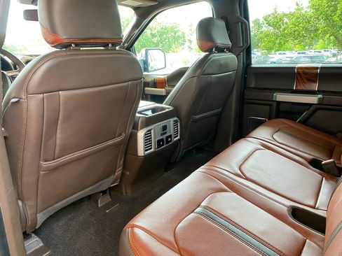 Used 2018 Ford F150 King Ranch w/ Equipment Group 601A Luxury AWD/4WD image 16