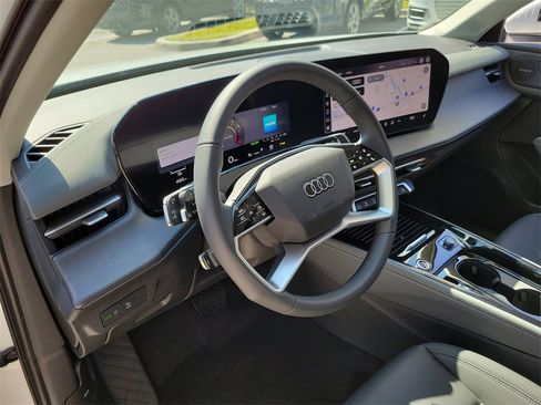 New 2026 Audi Q3 quattro 2.0T image 7