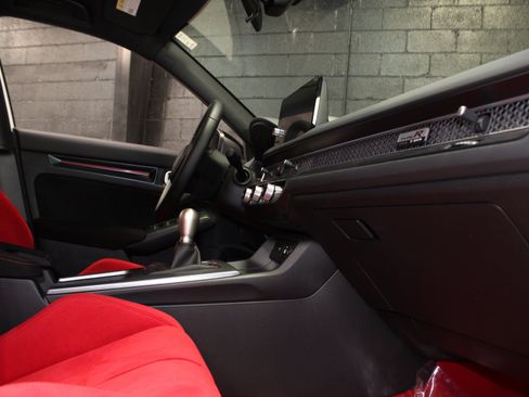 Used 2024 Honda Civic Type R image 64