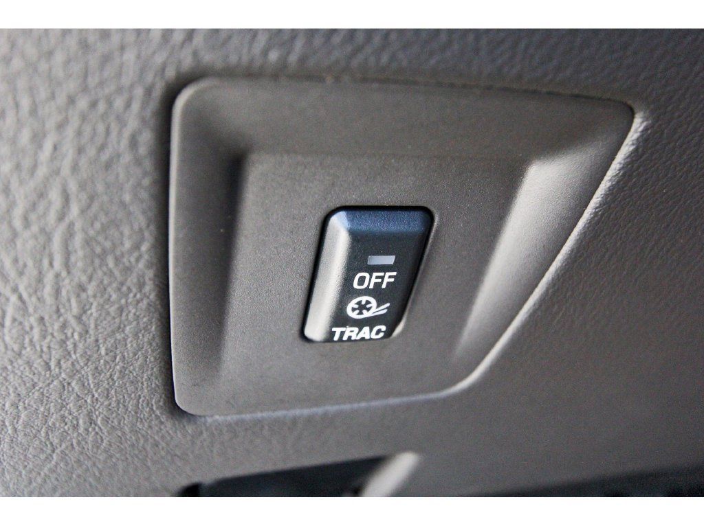 Used 2002 Ford Thunderbird RWD image 16