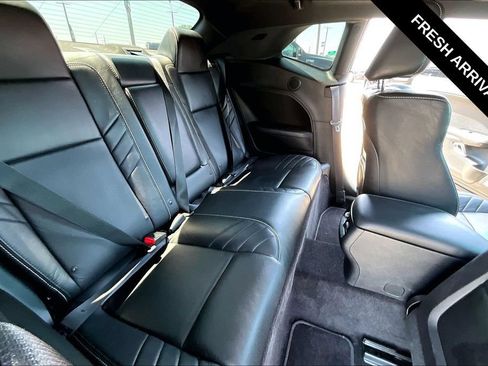 Used 2016 Dodge Challenger SRT Hellcat RWD image 23