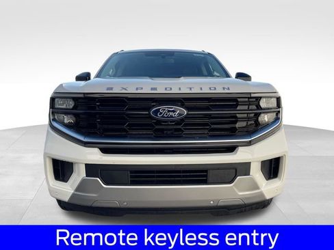 New 2026 Ford Expedition Max Platinum AWD/4WD image 8