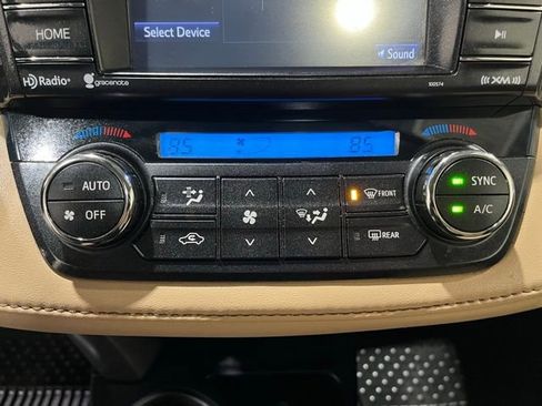 Used 2017 Toyota RAV4 XLE image 28
