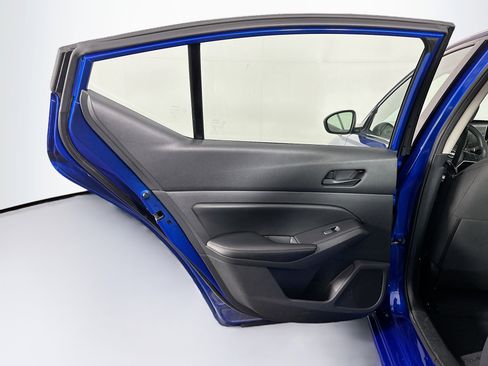 Used 2025 Nissan Altima 2.5 SV image 24