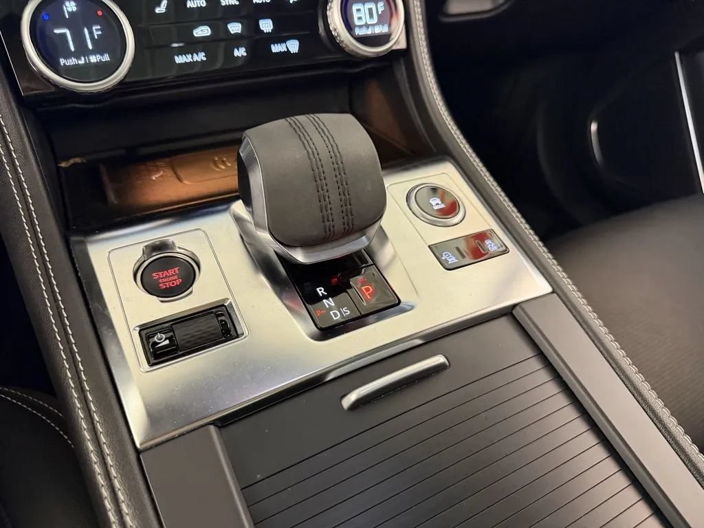 Used 2024 Jaguar F-PACE R-Dynamic S AWD/4WD image 30