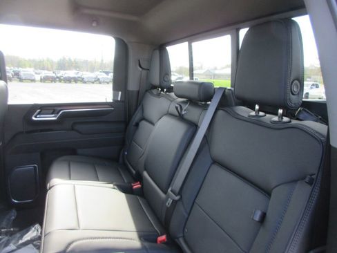 New 2026 GMC Sierra 2500 Denali image 14