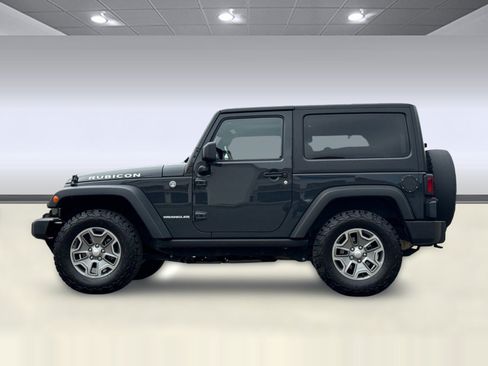 Used 2017 Jeep Wrangler Rubicon w/ Dual Top Group AWD/4WD image 2