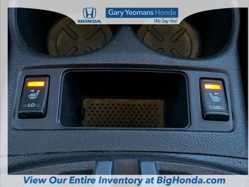 Used 2018 Nissan Rogue SV FWD image 28