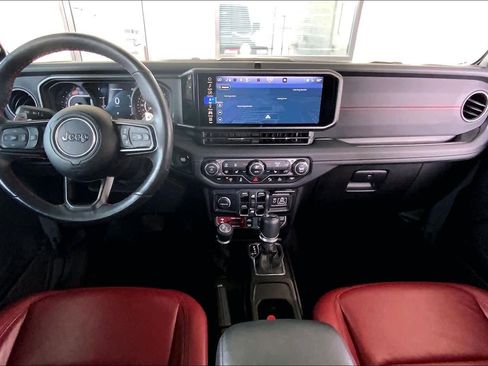 Used 2024 Jeep Wrangler Unlimited Rubicon 392 image 15